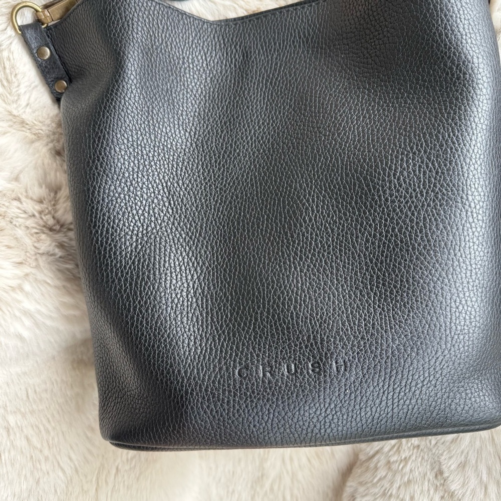CRUSH Leather Goods MAE Black Leather Bucket Bag - Picture 11 of 13